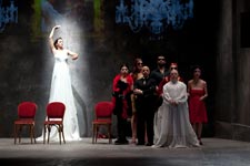 Le théâtre : Occuper la scène par Pierre Corcos